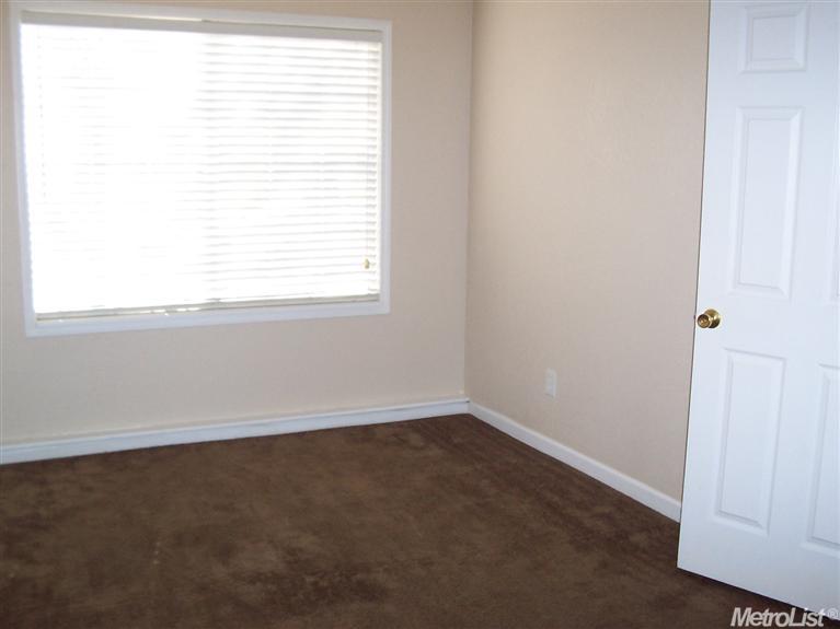 1403 Hunters Dr, Merced, CA 95340 photo 8