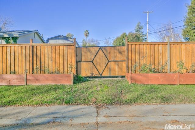 8961 Custer Ave, Orangevale, CA 95662 photo 3