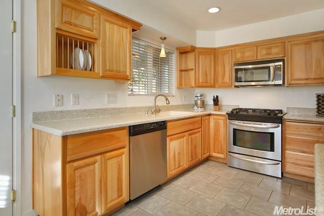 8961 Custer Ave, Orangevale, CA 95662 photo 17
