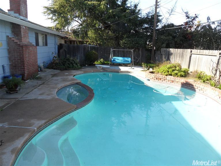 6319 Madison Ave, Carmichael, CA 95608 photo 13