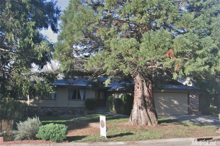 3313 Deodar St, Carmichael, CA 95608 photo 1