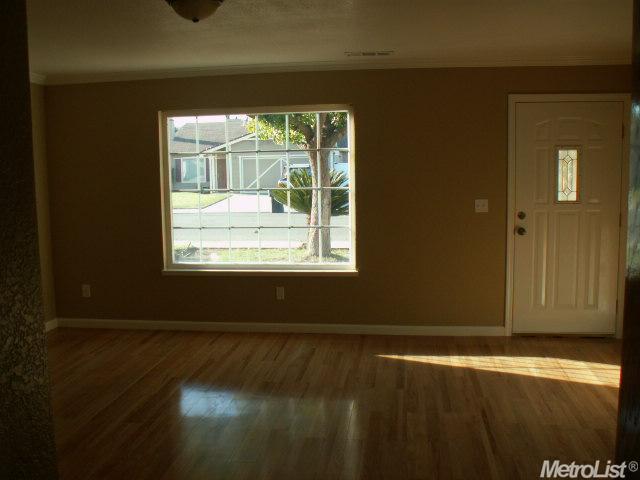 1425 W 4th St, Ripon, CA 95366 photo 11