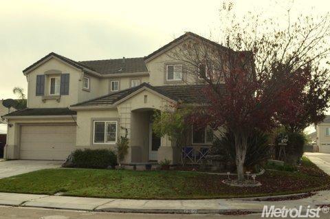 762 Symonds Ct, Manteca, CA 95337 photo 2