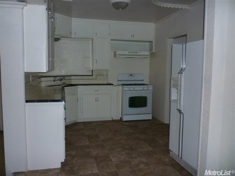 345 Covena Ave, Modesto, CA 95354 photo 2