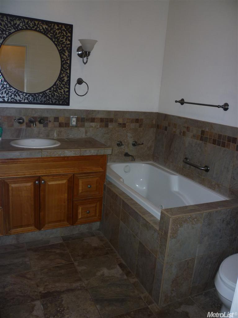 345 Covena Ave, Modesto, CA 95354 photo 5
