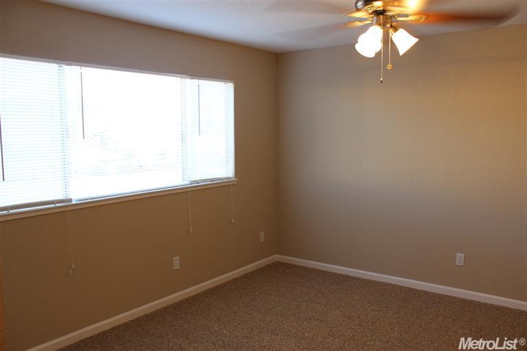 515 E Peerless Way #12, Tracy, CA 95376 photo 7