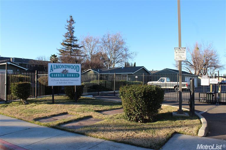 515 E Peerless Way #12, Tracy, CA 95376 photo 2