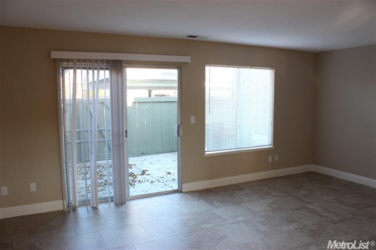 515 E Peerless Way #12, Tracy, CA 95376 photo 3