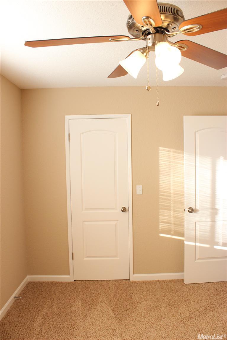 515 E Peerless Way #12, Tracy, CA 95376 photo 6