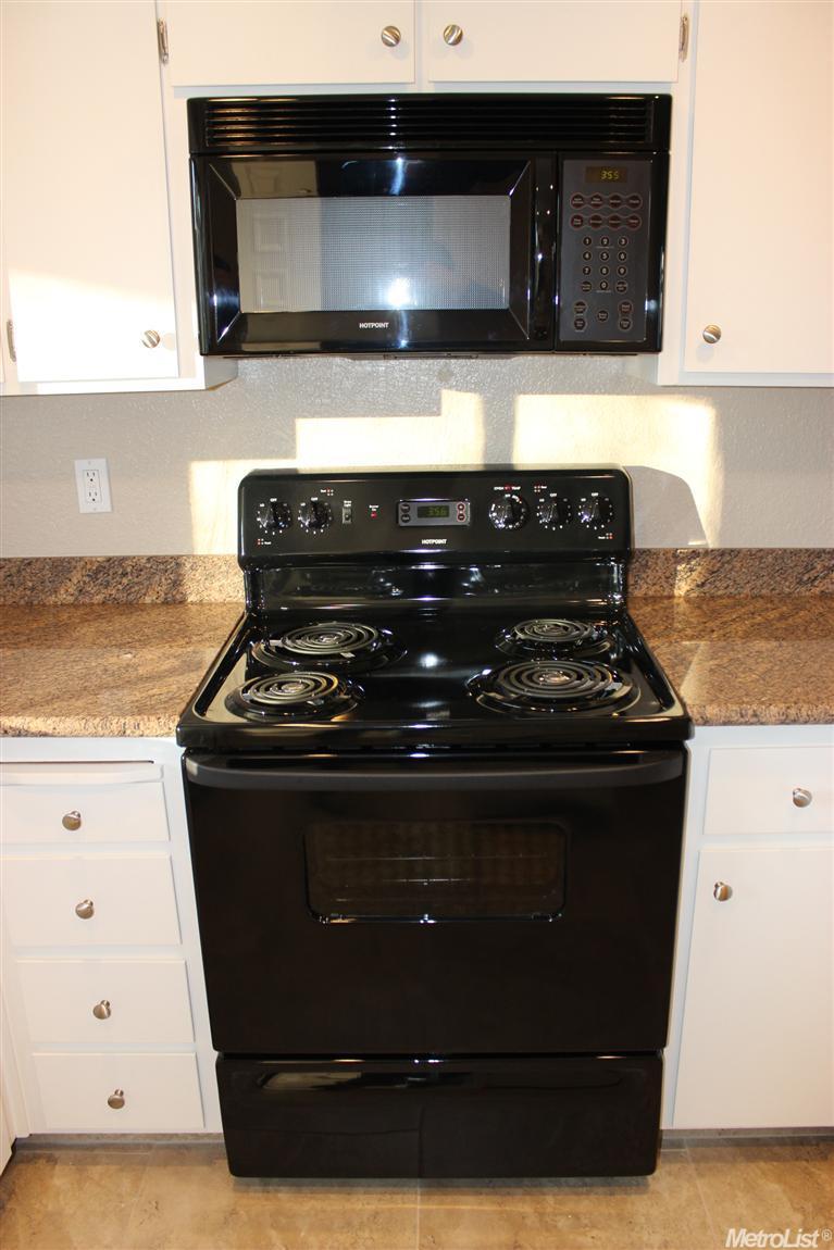 515 E Peerless Way #12, Tracy, CA 95376 photo 5