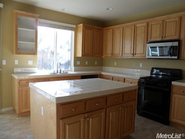 3618 Whitehaven Ave, Ceres, CA 95307 photo 9