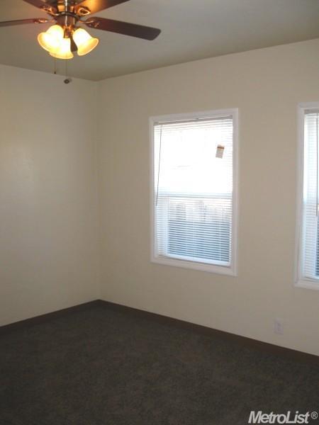 244 E Tokay St, Lodi, CA 95240 photo 10