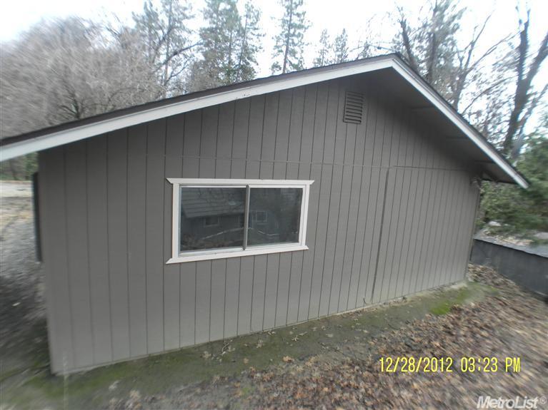 22011 Feather River Dr, Sonora, CA 95370 photo 4