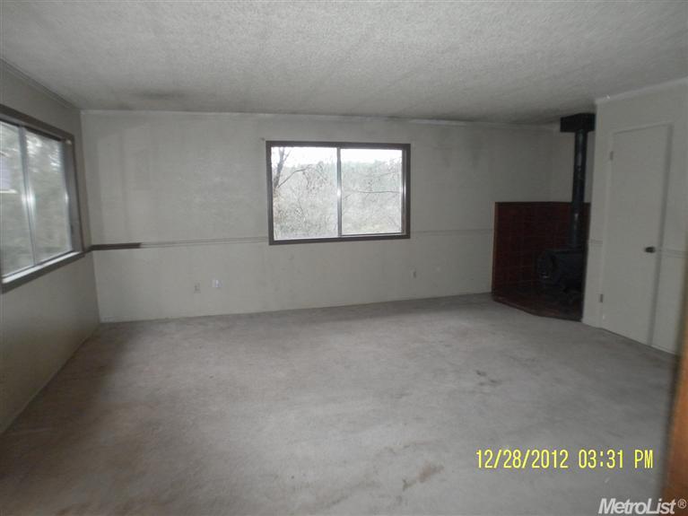 22011 Feather River Dr, Sonora, CA 95370 photo 5