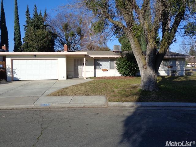 613 Curry Ave, Modesto, CA 95354 photo 1