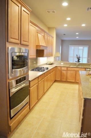 2465 Appleleaf Ln, Manteca, CA 95336 photo 9