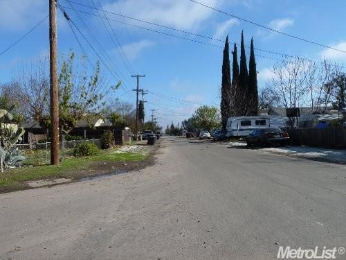 2041 Donald St, Modesto, CA 95351 photo 9