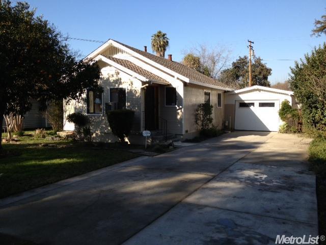 407 Palm Ave, Modesto, CA 95350 photo 1