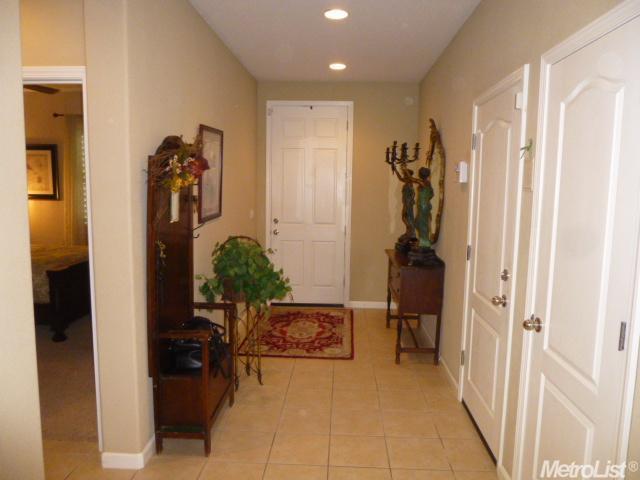 2308 Kiska Dr, Modesto, CA 95355 photo 2