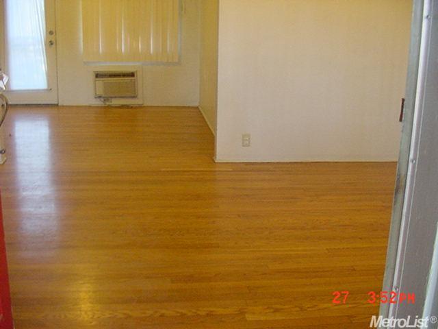 703 Laurel Ave, Gustine, CA 95322 photo 3