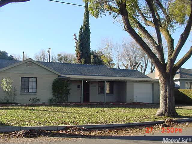 703 Laurel Ave, Gustine, CA 95322 photo 1
