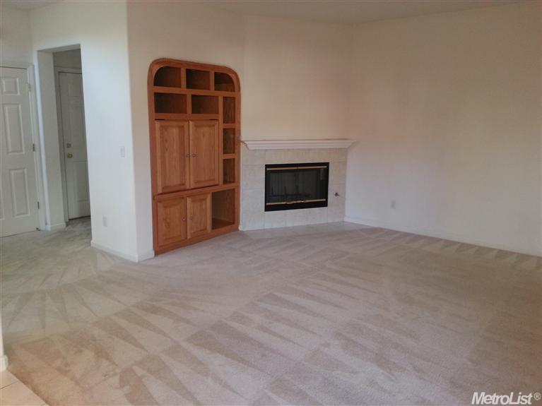 1893 Remembrance Ln, Tracy, CA 95377 photo 2
