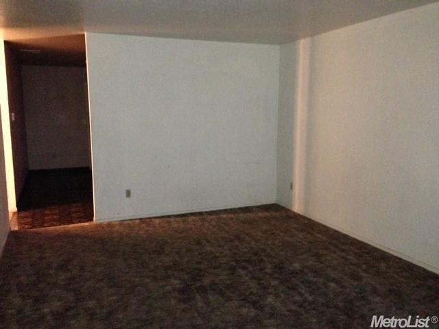 408 Laurel Ave, Modesto, CA 95351 photo 3