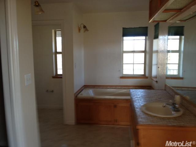 3271 Arrowhead St, Copperopolis, CA 95228 photo 5