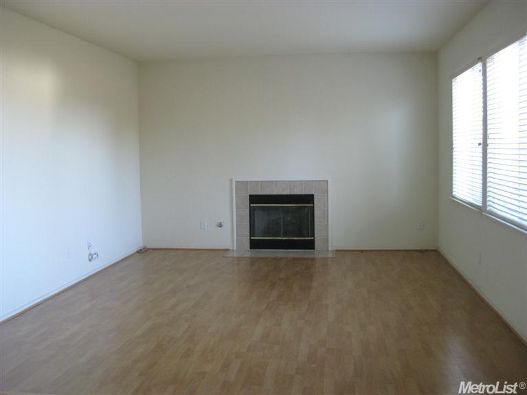 1190 King Loop, Tracy, CA 95377 photo 5