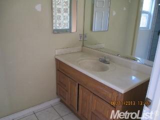 1000 Bristlecone Way, Modesto, CA 95351 photo 14