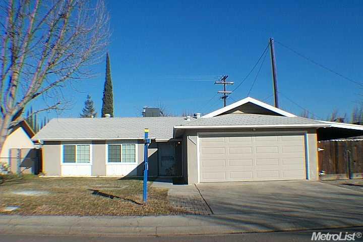 1017 S Muriel Ave, Modesto, CA 95351 photo 1