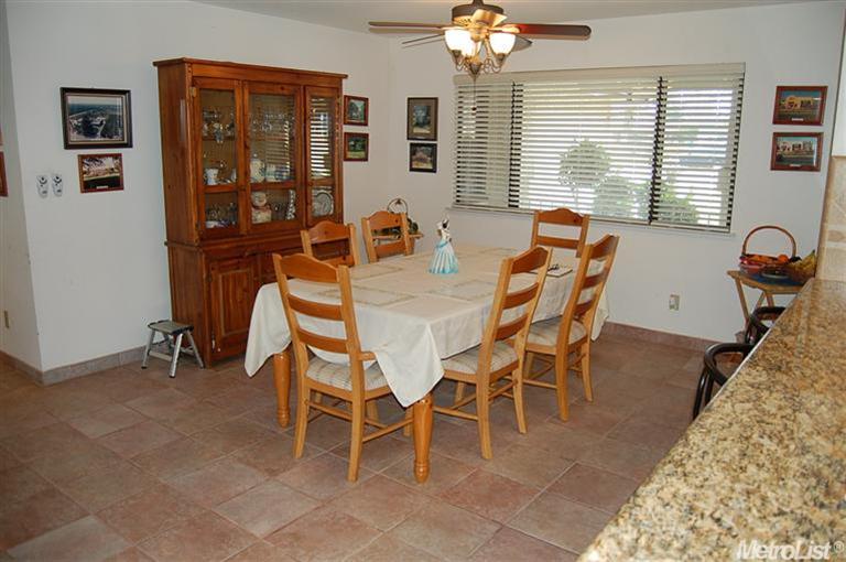 532 Greenview Pl, Manteca, CA 95337 photo 6