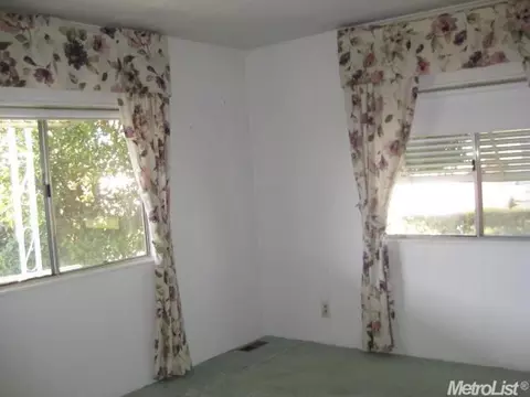 3809 Surfside, Modesto, CA 95355 photo 11