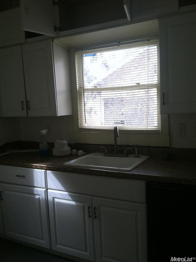 236 Kelley St, Modesto, CA 95354 photo 7