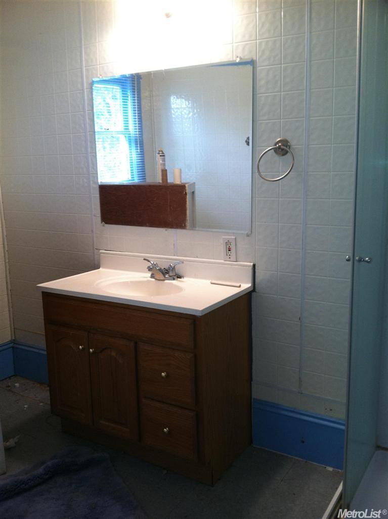 236 Kelley St, Modesto, CA 95354 photo 3