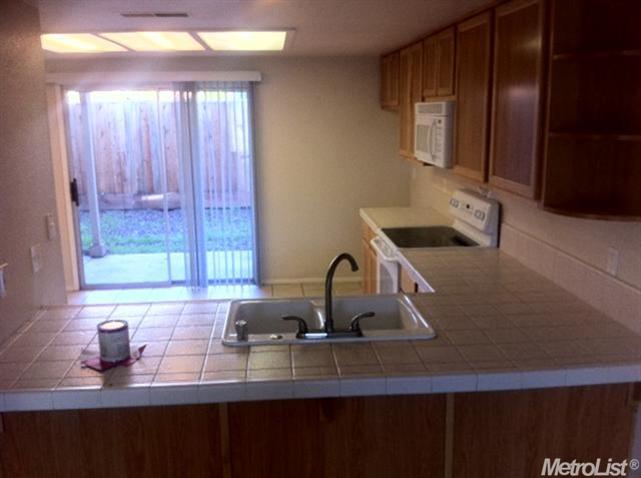 565 Lincoln Ave #e, Modesto, CA 95354 photo 4