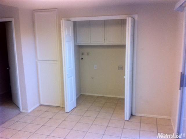 565 Lincoln Ave #e, Modesto, CA 95354 photo 7