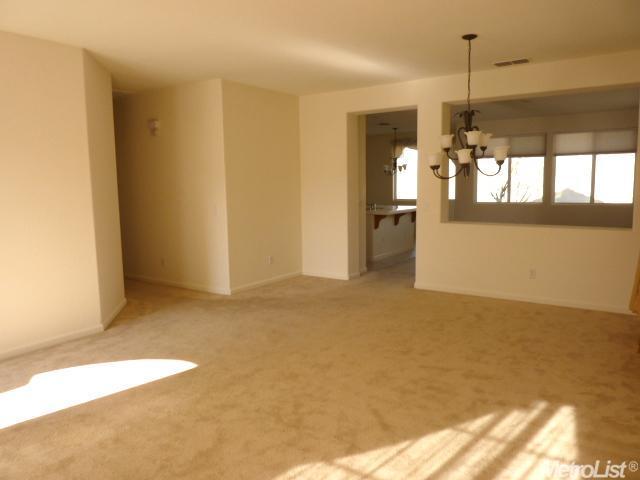 1479 Esplanade Dr, Merced, CA 95348 photo 4