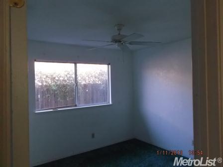 1002 Suffolk Ct, Winters, CA 95694 photo 9