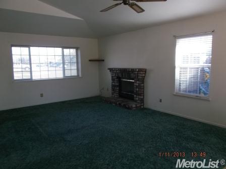 1002 Suffolk Ct, Winters, CA 95694 photo 4