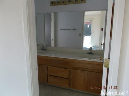 1002 Suffolk Ct, Winters, CA 95694 photo 12