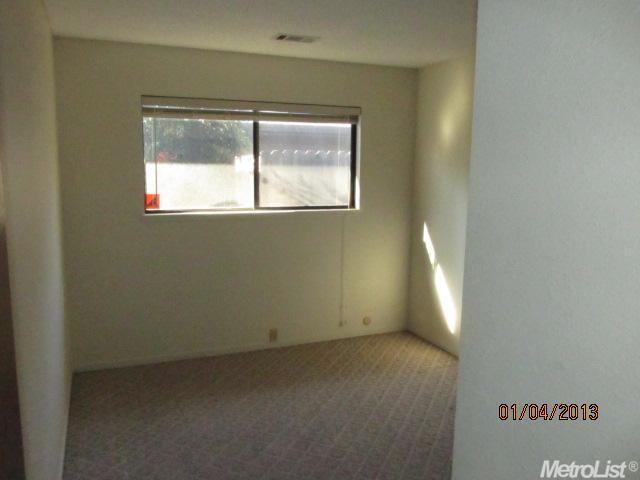 4703 Good Ct, Carmichael, CA 95608 photo 6
