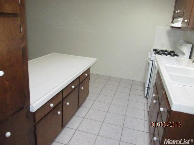 4703 Good Ct, Carmichael, CA 95608 photo 5