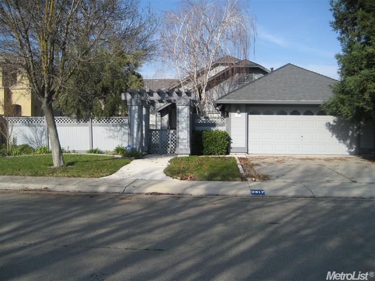 2417 Howe Way, Modesto, CA 95355 photo 1
