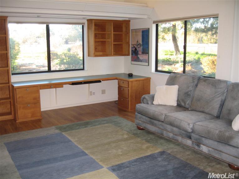 35717 Lasiandra Ln, Davis, CA 95616 photo 5