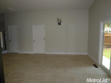 1313 N Pointe Pl, Modesto, CA 95355 photo 4