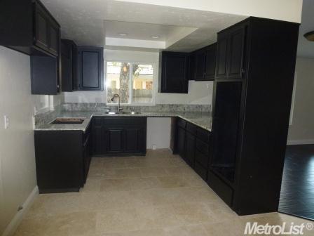 1313 N Pointe Pl, Modesto, CA 95355 photo 3