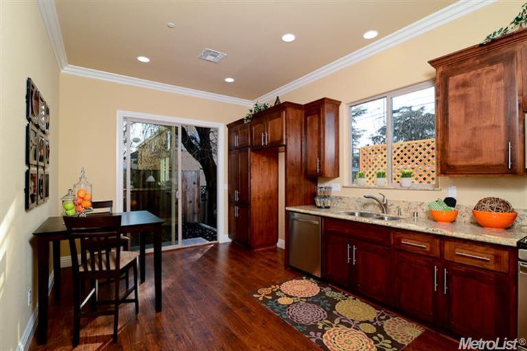 6000 Odelia Ln, Carmichael, CA 95608 photo 8