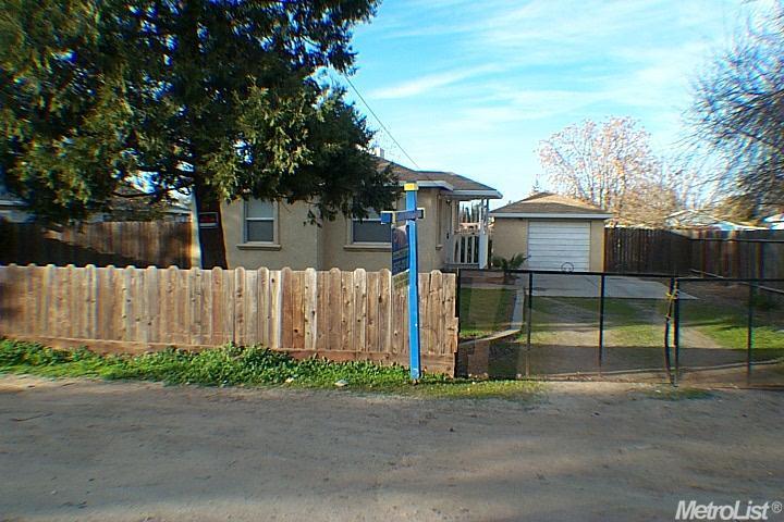 7536 Walnut Ave, Winton, CA 95388 photo 2