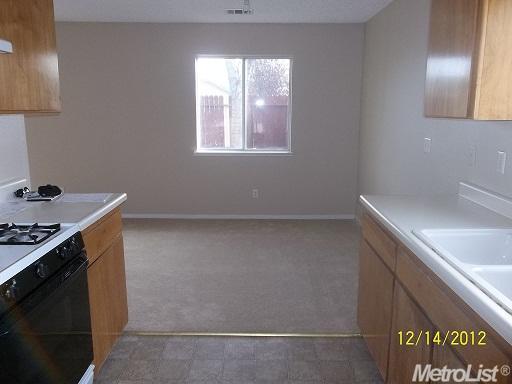 2278 Zozaya, Firebaugh, CA 93622 photo 5